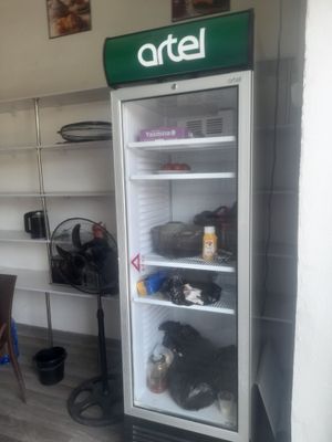 Artel xoladilnik 1 oy ishlatilgan garantiyasiyam bor