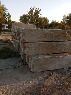 Продаютса фундаментные блоки. бу