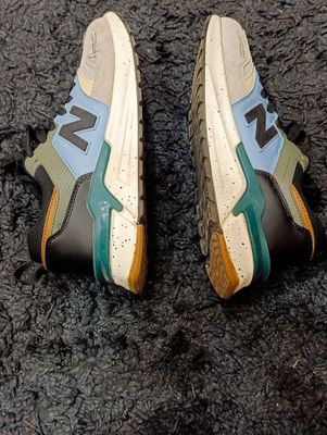 New Balance кроссовки