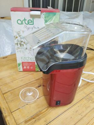 Продам попкорницу Артел