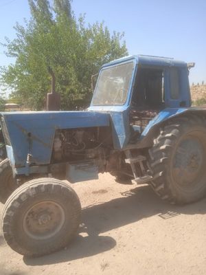 Tractor Belarus 5ta kamplekt narsalari bilan