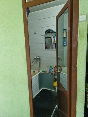 Buxoroda 2 xonali uy ijaraga beriladi