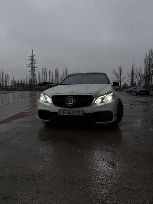 Mercedes Benz W212 AMG 6.3 2010