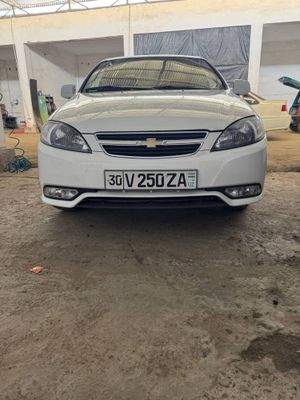 Chevrolet Gentra sotiladi