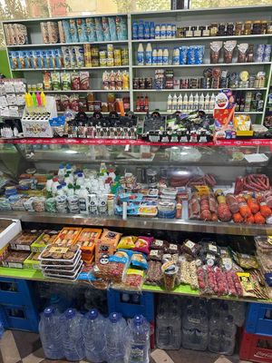 Magazin arenda ishlap turgan do'kon