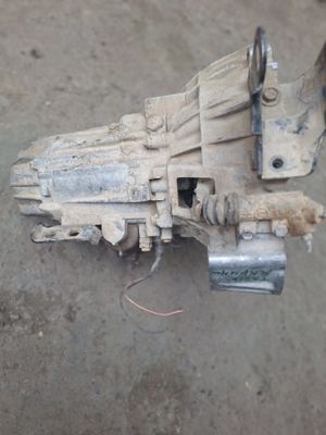 Автозапчасти аксессуары