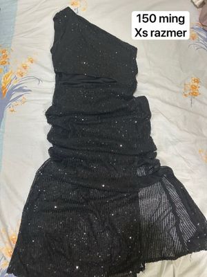 B/U kiyimlar sotiladi