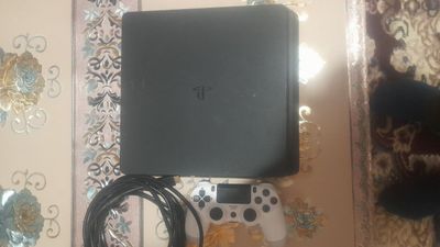 PlayStation 4 Slim 500 GB