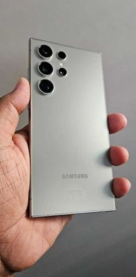 Samsung s 24 ultra natural Titanium