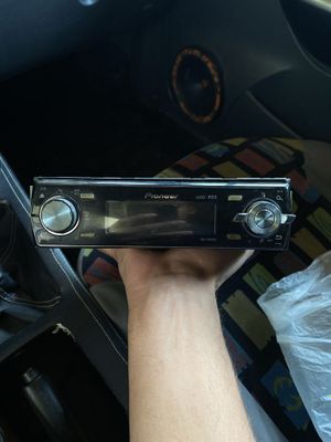 Pioneer magitafon va uslitel
