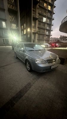 Ассалому алайкум. Ласетти автомат 1,6 сотилади 2013 йил