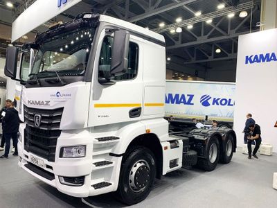 Седельный тягач КАМАЗ 54901