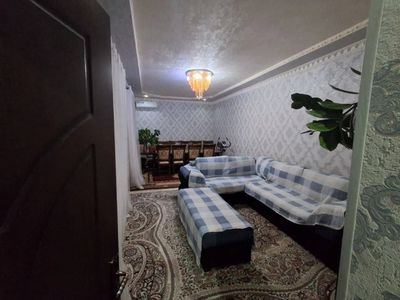 Дом Яшнабад, Шумиловский городок) рядом парк Дустлик, метро Чкалова