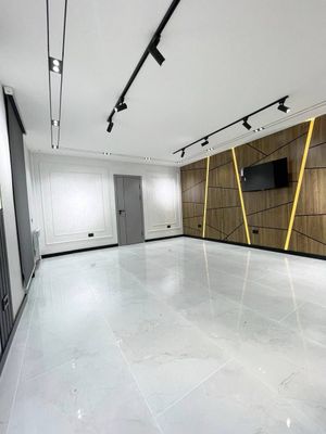 Готовый офис. Ул. Мукумий ор-р: ADIDAS Площадь: 55 м²