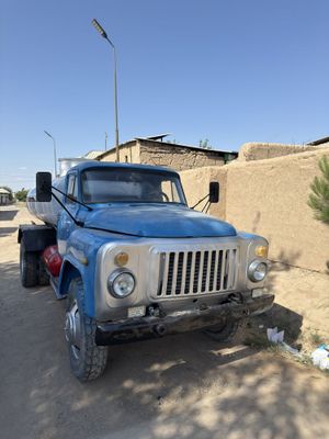 Газ 53 водавоз Gaz53 сотилади.