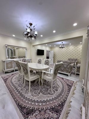 Госпитолни рынк 3 ком 2 этаж 12 этажка все ест фото реално