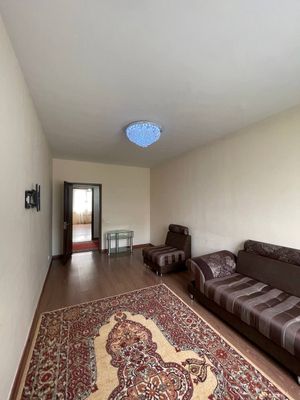 Сергили чоштепа метрони биринчи бекати 3хона 1этаж 400д