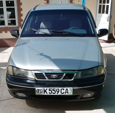 Daewoo Nexia 2000год