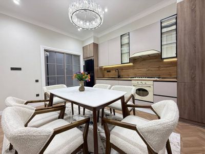 Жк Parisien! Стильная двухяруская квартира 4комнаты 140м2!