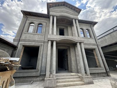 Срочно Срочно продаётся евро дом самом центре города