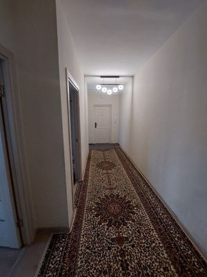 Чоштепа 2 хона 1 этаж решотка ва сеткалари куйилган. Ойлик тулови 400