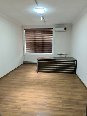 Аренда под офис Пионерский 18м2