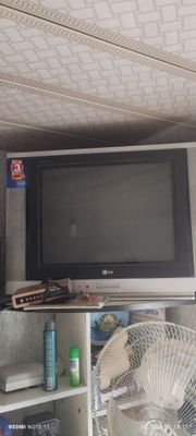 Телевизор LG холати аъло