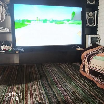televizor smart 65 li