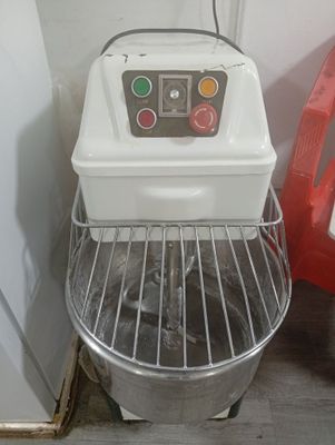 Sotiladi hammasi Turk mahsuloti