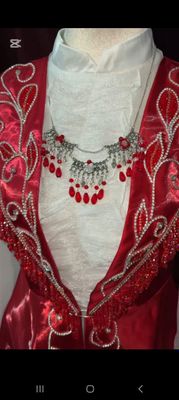 ayollar kiyimlari