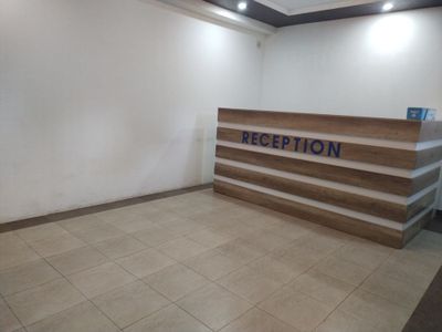 Аренда 160 кв Азиз бозорча полуподвал