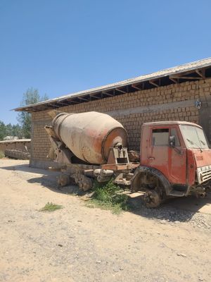 Miksir bochka sotiladi