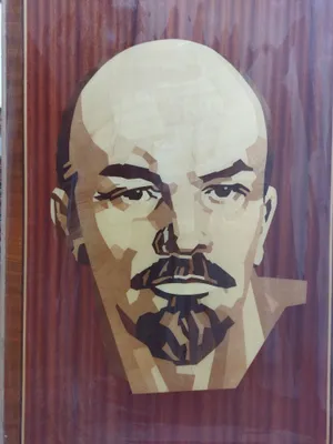 Портрет инкрустированный из ценных пород шпона