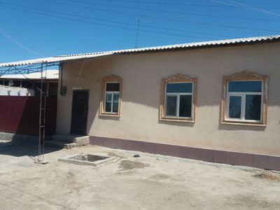 Уй сатылады,келисимли