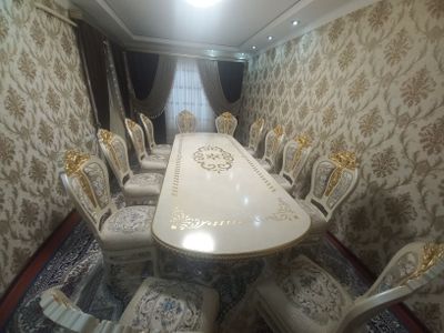12 Кишилик стол стул сотилади янги 3 ой хам ишлатилмаган