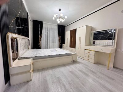 Eco shaxar, 9etajli domning 8 etajida, 2 xona 85kv