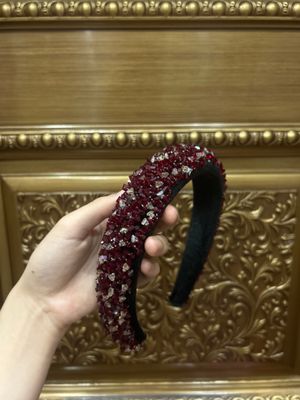 Ободок из хрустальных камней