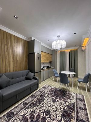 Юнусабад 5Кв 7Чинор Golden House 4/4/7
