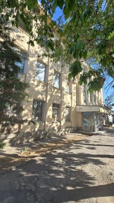 Отдельно стоящее здание на Саракульке 1250квм