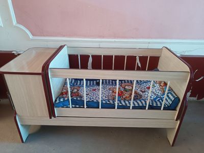 Bolalar mebeli komplekt