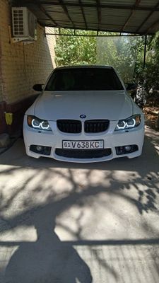 Продам свою бмв е90 3.0