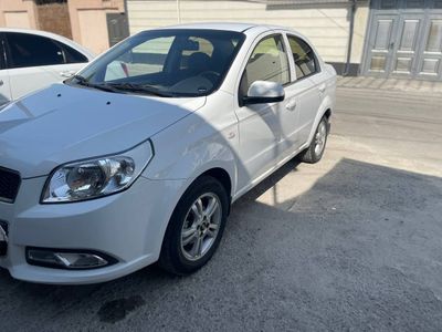 Sotiladi nexia3 metan gaz bor