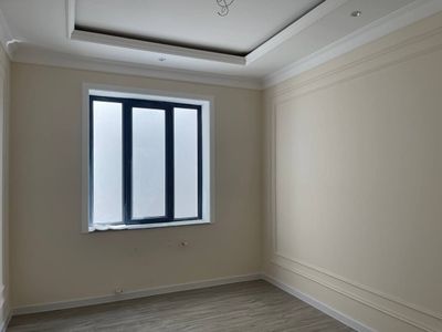 Arendaga yakasaroy 3 etaj 1 xona 18 kv ofis