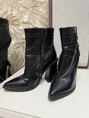 Продаются Сапоги в хорошем состоянии Pink island