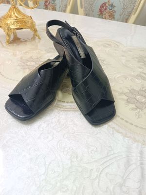 qizlar oyoq kiymi