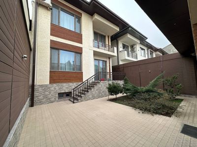 срочно продается Евродом в стиле американский 3-сотк Амур Темур махалл