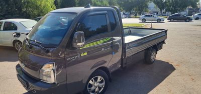 Hyundai porter electro EV