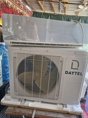 DAYTEL 12000 BTU кондиционер