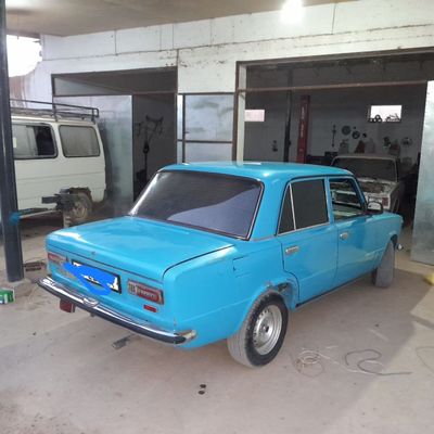 Vaz 2101 sotiladi yili 1979 narxi 32 mln