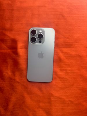 iPhone 15 Pro 128gb Titan Akk: 88% Kelwamiz
